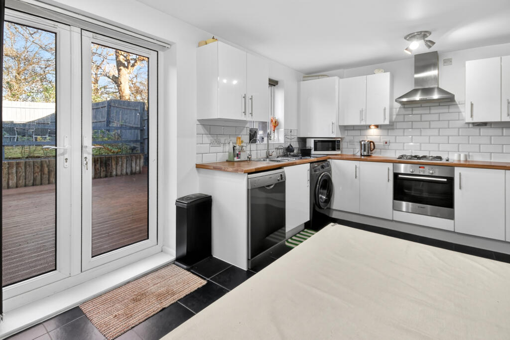 Critcher Close, Bracknell, RG12 photo 5