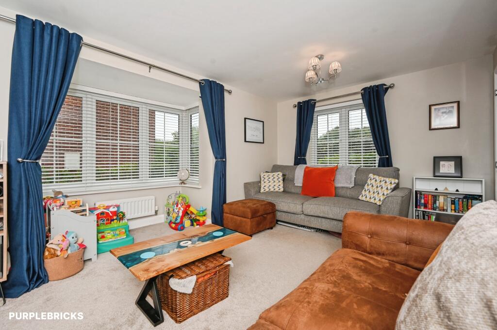 House in Wigan, Greater Manchester - More