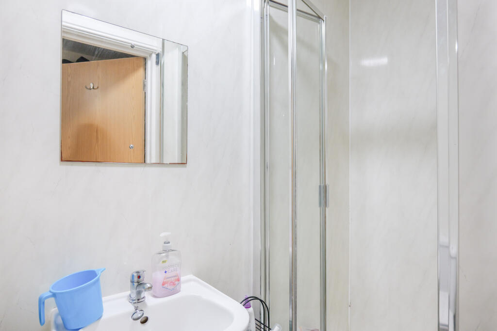 Apartment in Liverpool, City Centre, Vauxhall - View 5