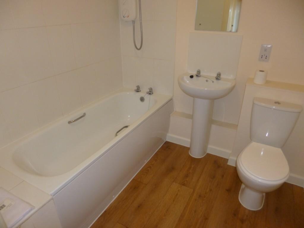 Apartment in Salisbury - View 5