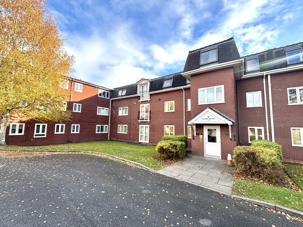 2-bed house on Flat , Acorn Mews, Offerton, £75,000