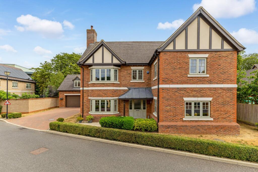 Main image of property: Vawser Crescent, Peterborough, Cambridgeshire, PE3
