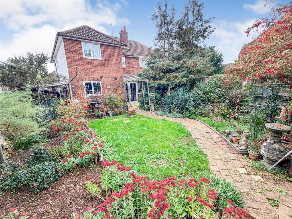 Fernie Close, Barton Seagrave, Kettering photo 4