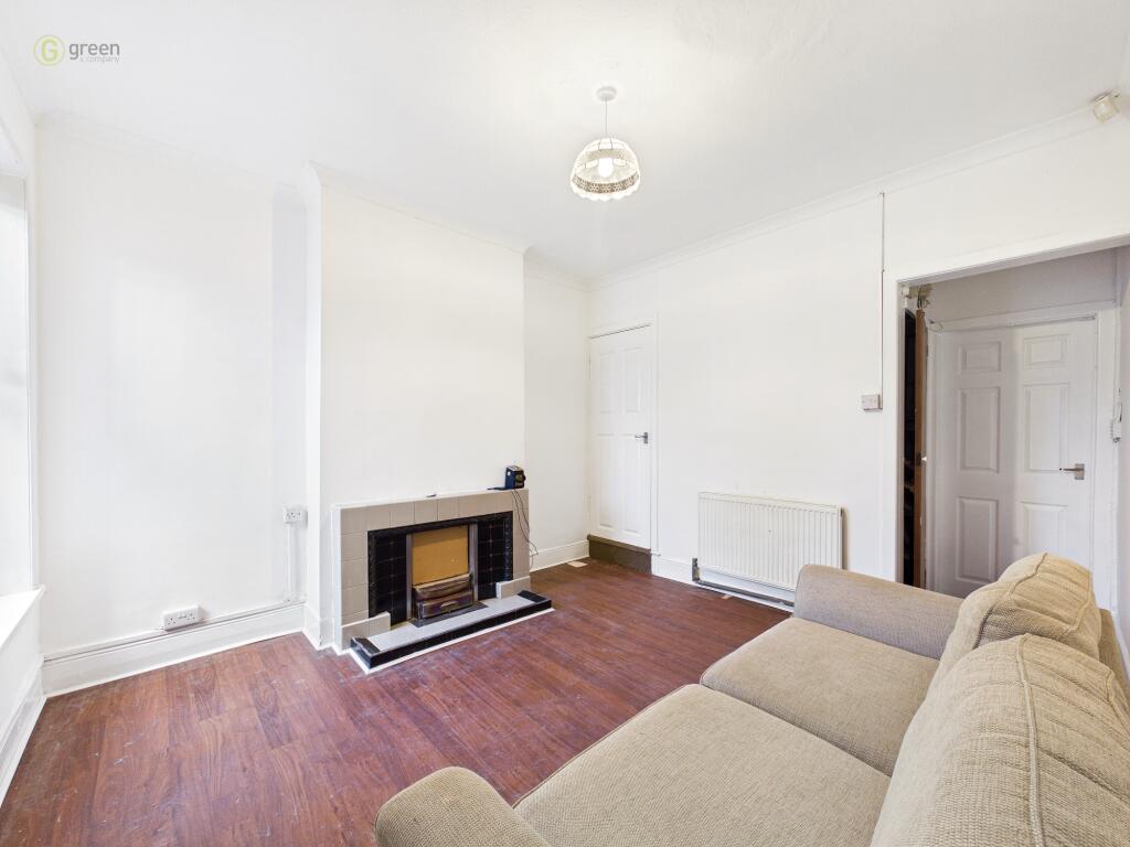 House in Birmingham, West Midlands - More