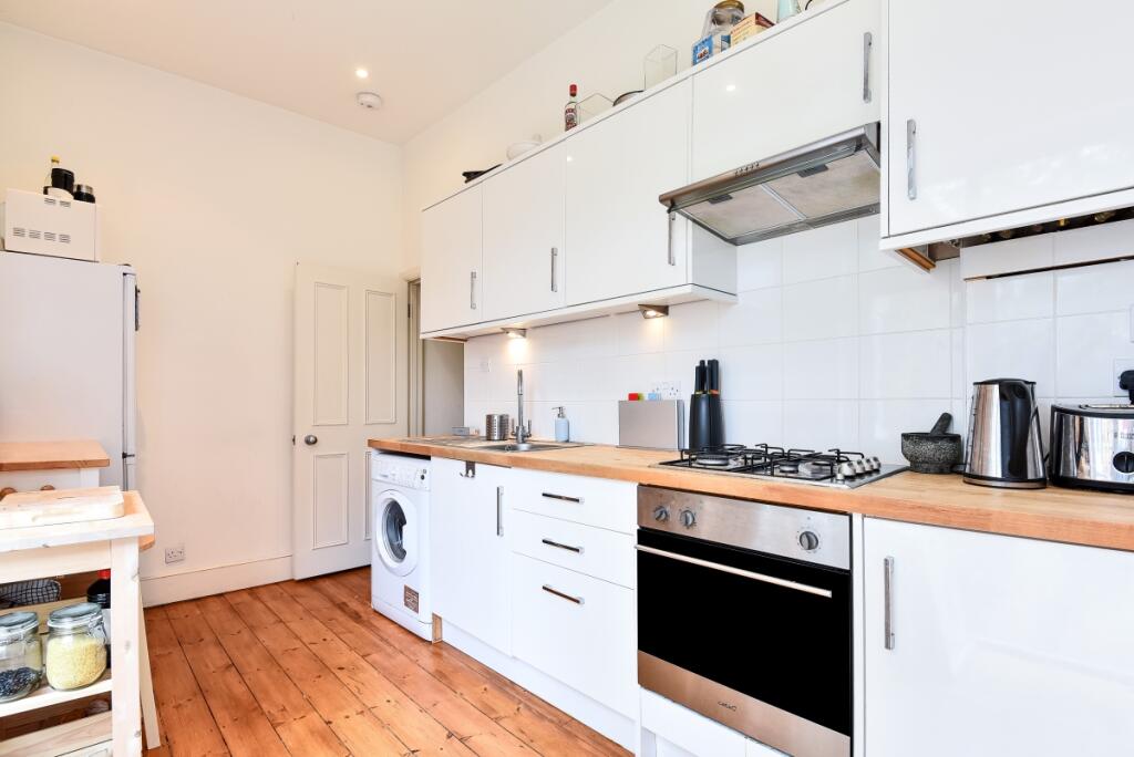 Main image of property: Bedford Hill, Balham, London, SW12