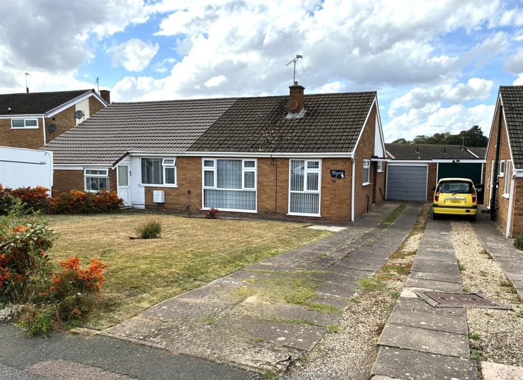 Main image of property: Penzance Avenue, Wigston, Leicestershire