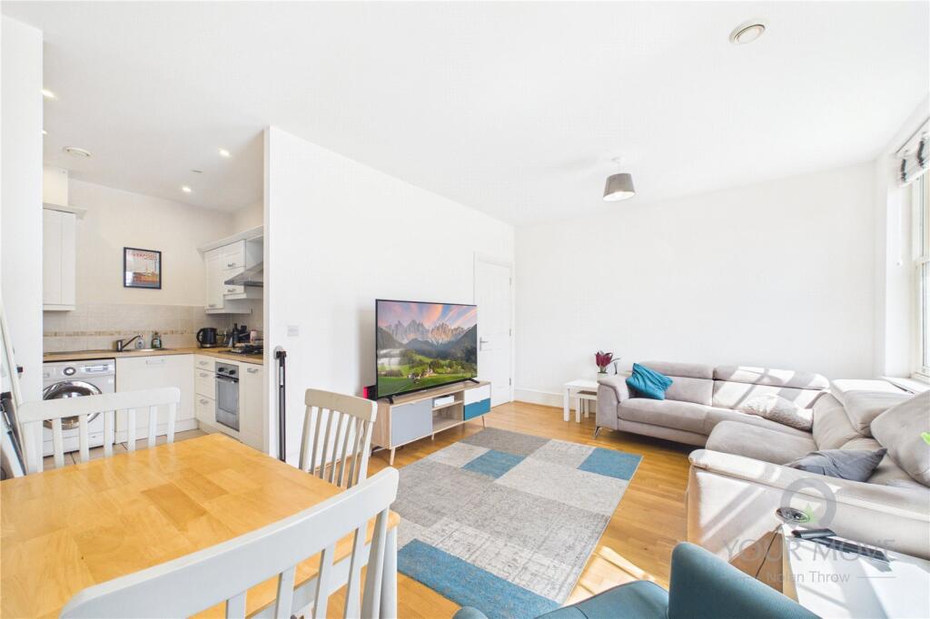 Apartment in Upton, St Crispin's - View 3