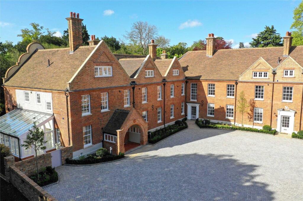 Main image of property: Totteridge Common, Totteridge