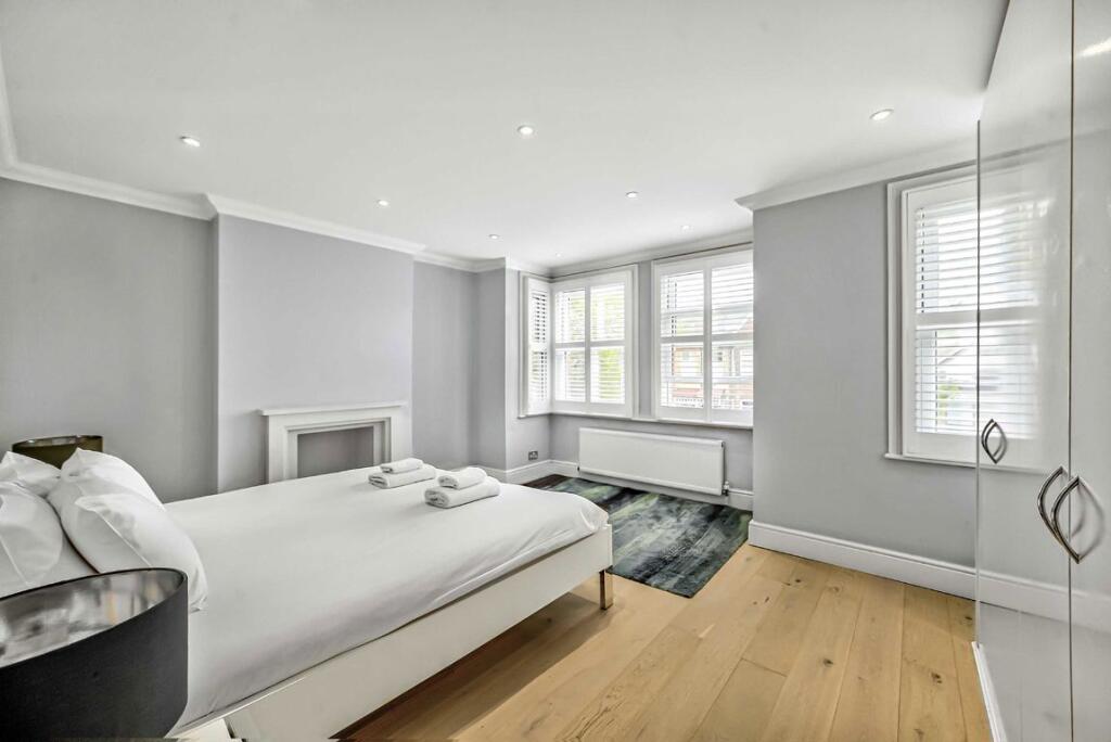House in London, Hanwell - View 5