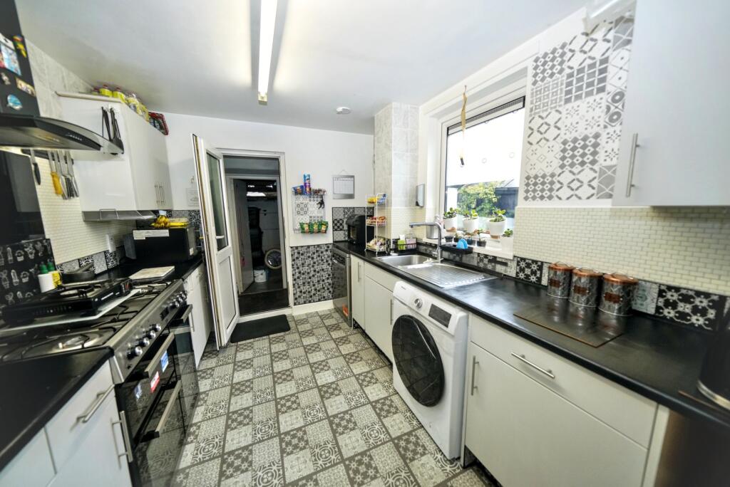 House in Leicester, City of Leicester - View 4