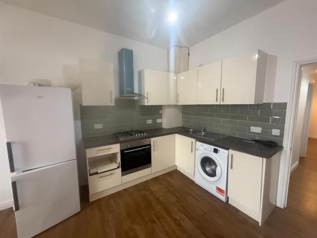 Main image of property: London Road, Croydon