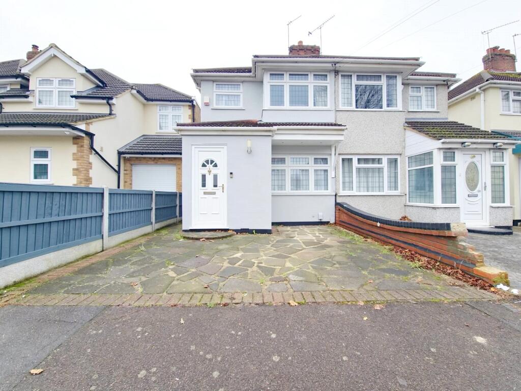 Main image of property: Calbourne Avenue, Hornchurch, RM12
