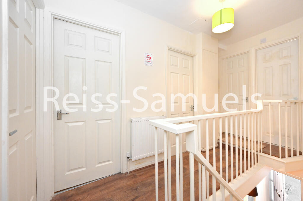 4 bedroom maisonette for rent
