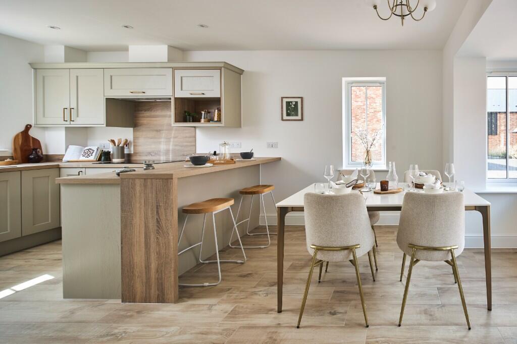 House in Rochester, Cliffe and Cliffe Woods - View 5
