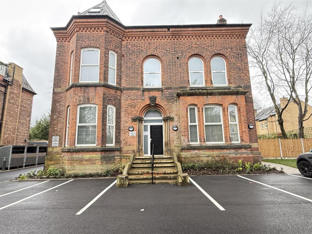 Main image of property: 123 Palatine Road, Didsbury