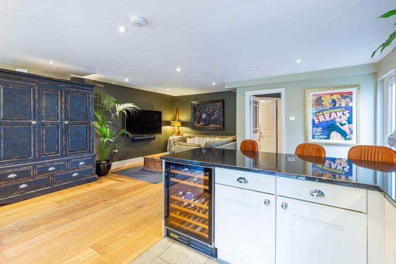 House in Marlow, Buckinghamshire - View 3