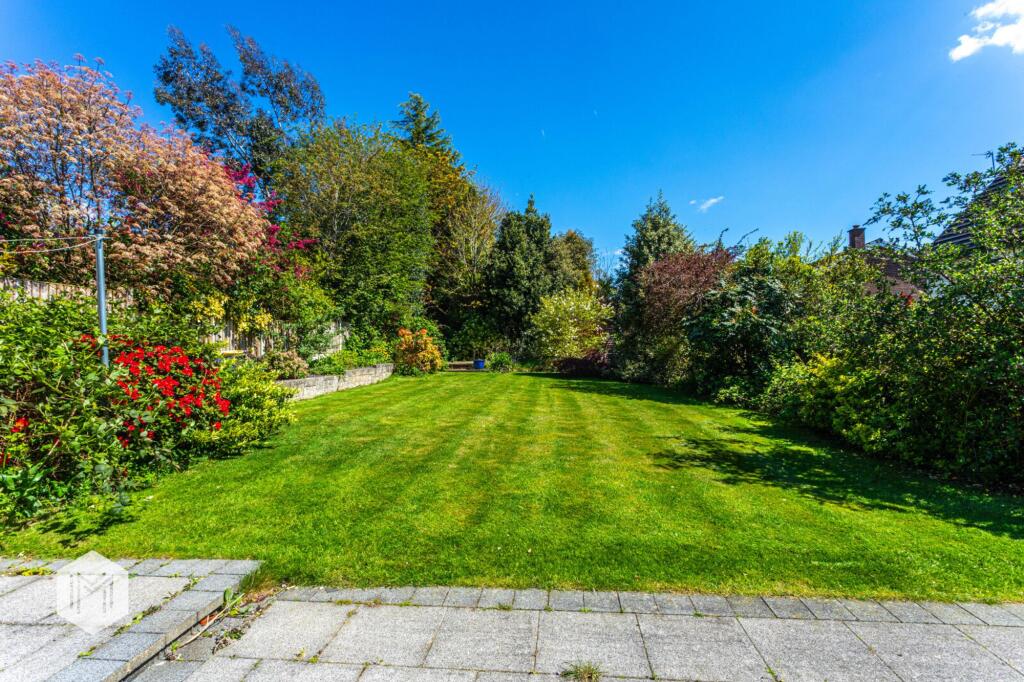 Hill Top, Atherton, M46 photo 4
