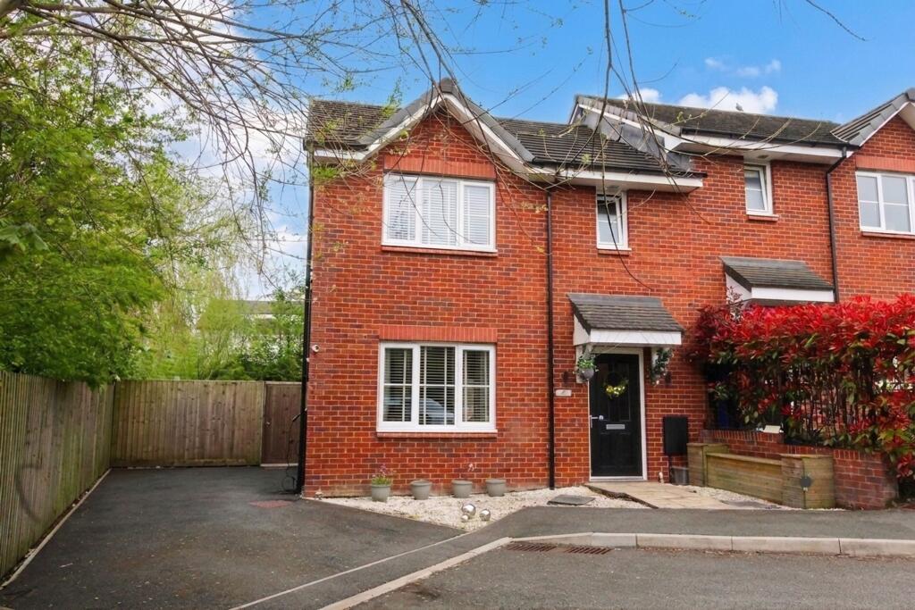 Main image of property: Oak Drive, Sychdyn, CH7
