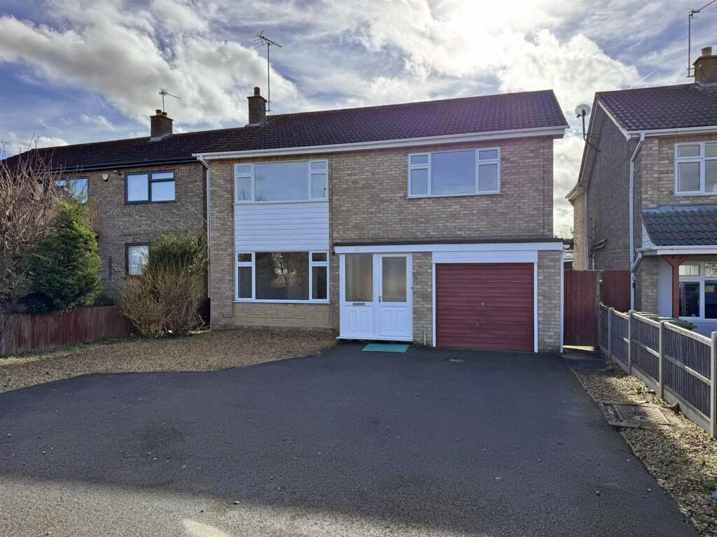 Main image of property: Gunthorpe Road, Peterborough