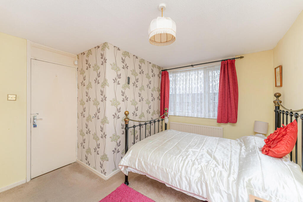 Bradwell Mews, London photo 4