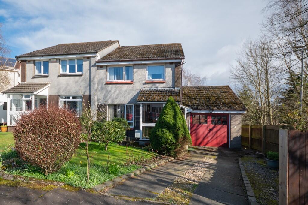 Main image of property: 95 Thorniecroft Drive, G67