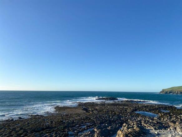 Waitara, Port St Mary (10).jpg