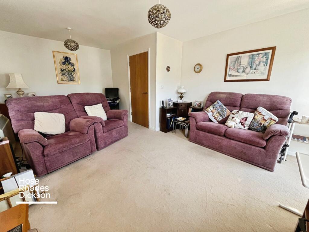 Apartment in Portsmouth - View 4