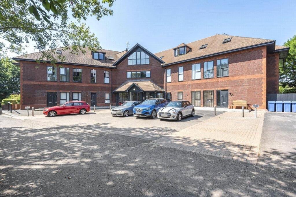 Main image of property: Mulberry House, 2 Carey Road, Wokingham, Berkshire, RG40