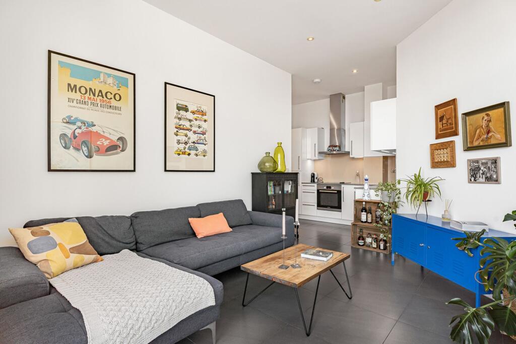Apartment in London - View 4