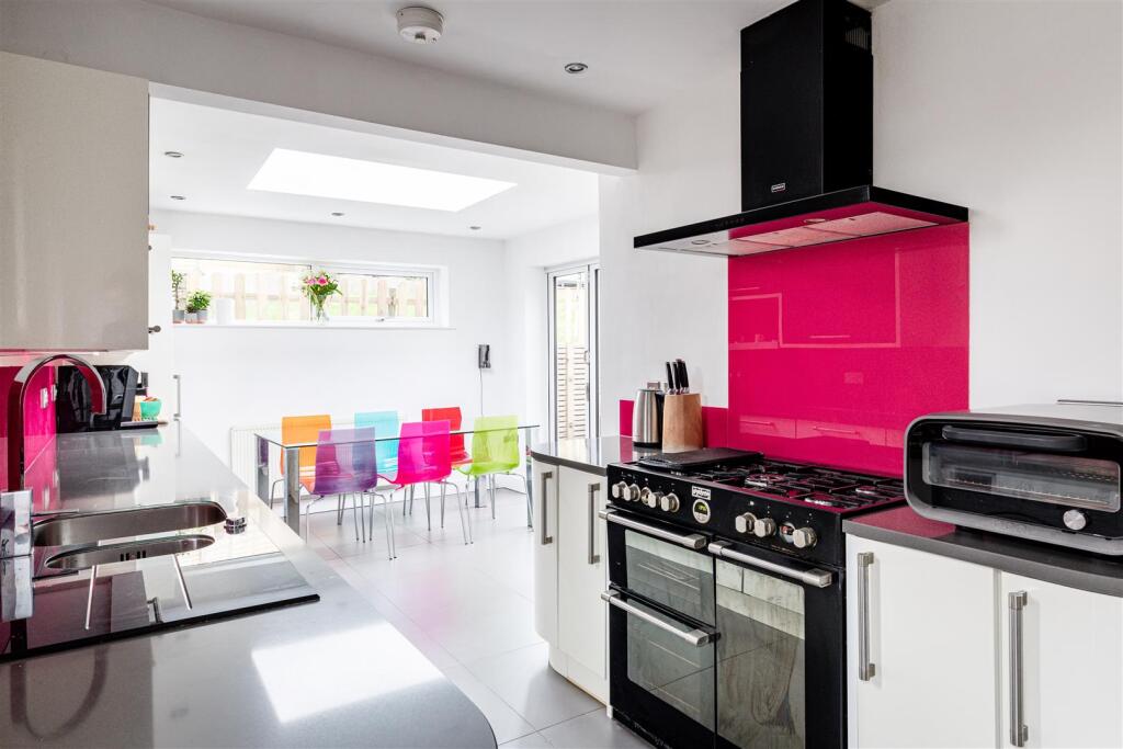 Penland Road, Haywards Heath photo 4