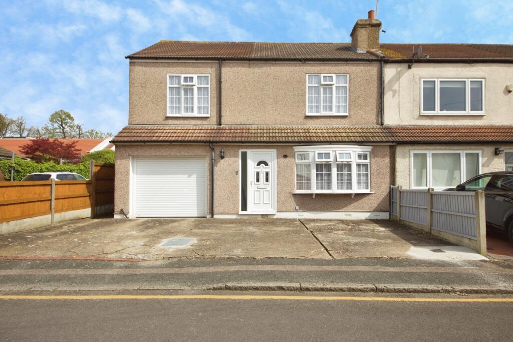 Main image of property: Aveley Road, ROMFORD, Essex, RM1