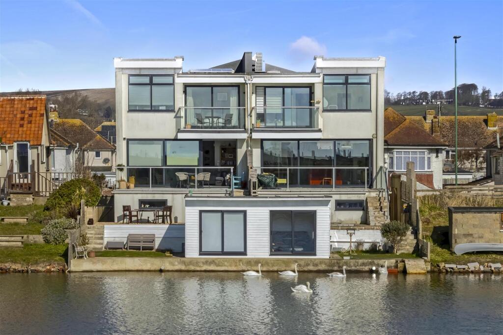 Main image of property: Brighton Road, Lancing
