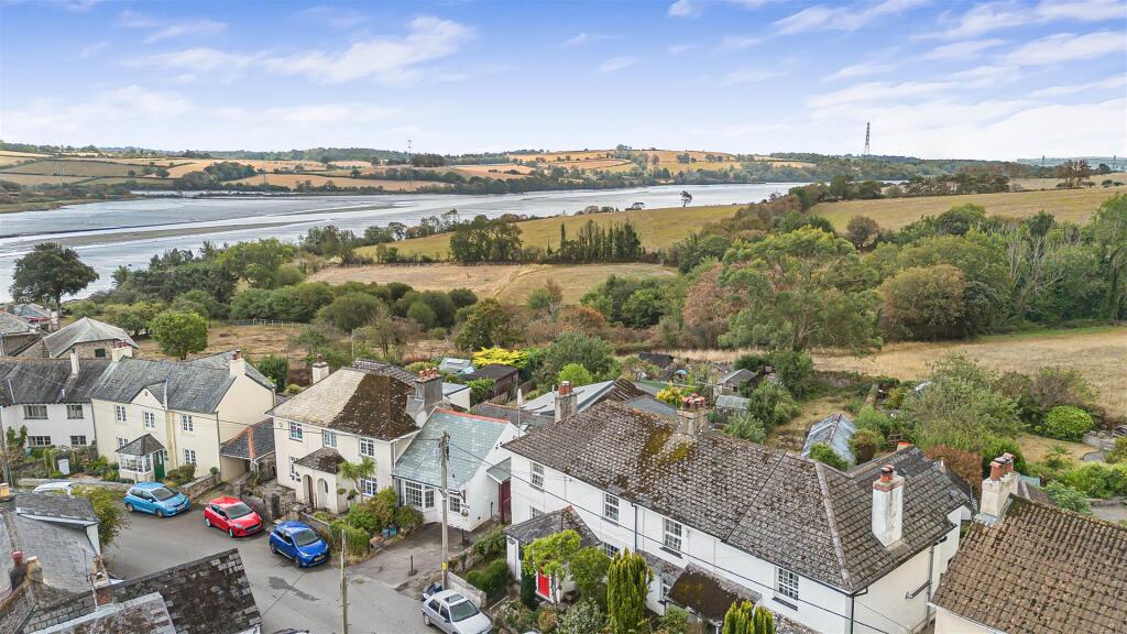House in Plymouth - View 2