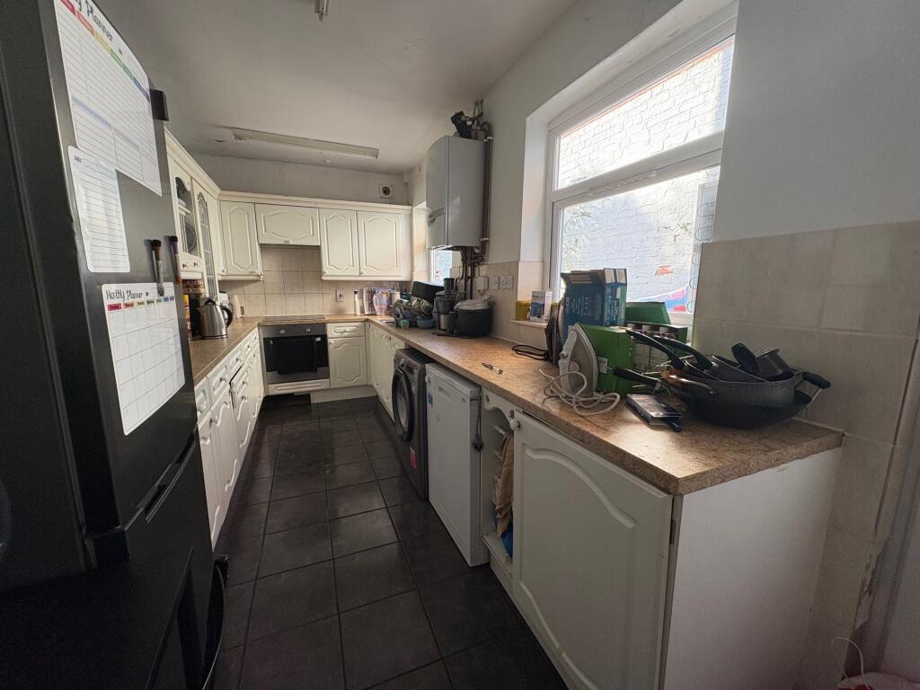 House in Northampton, Semilong - View 2