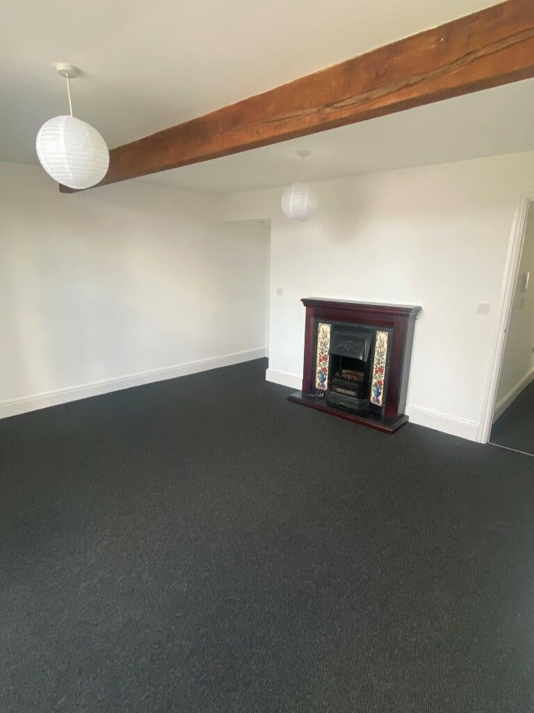 Apartment in Chippenham, Wiltshire - View 5
