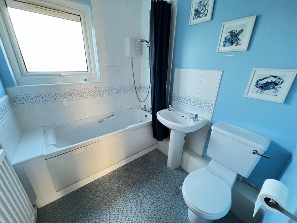 Langdale Place, Newton Aycliffe photo 4