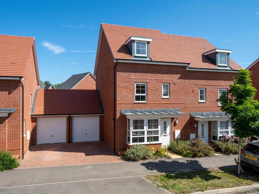 Main image of property: Admiral Avenue, Hemel Hempstead