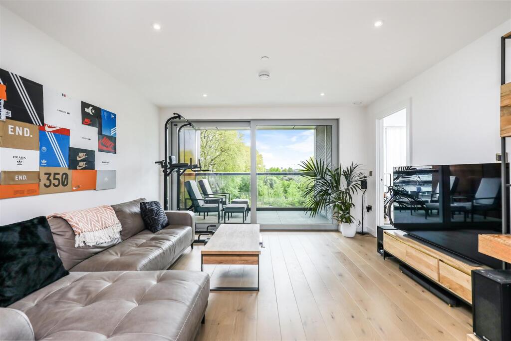 Main image of property: Buckhold Road, London