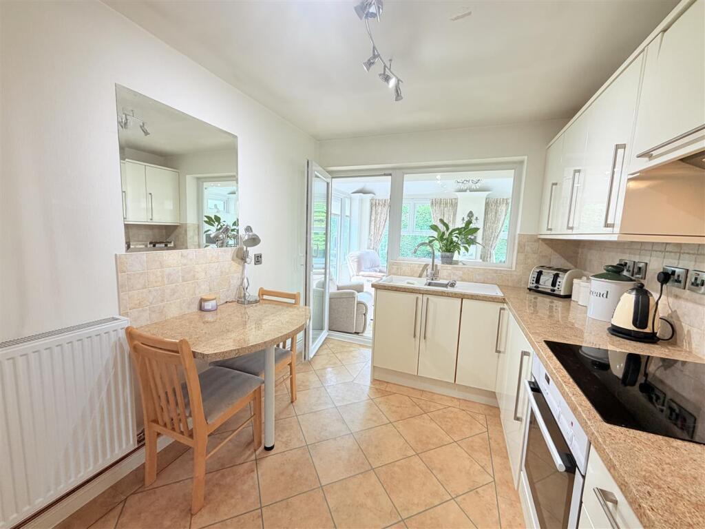 House in Tameside, Matley - View 5