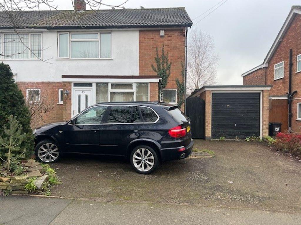 Main image of property: Ash Tree Road, Oadby, LEICESTER