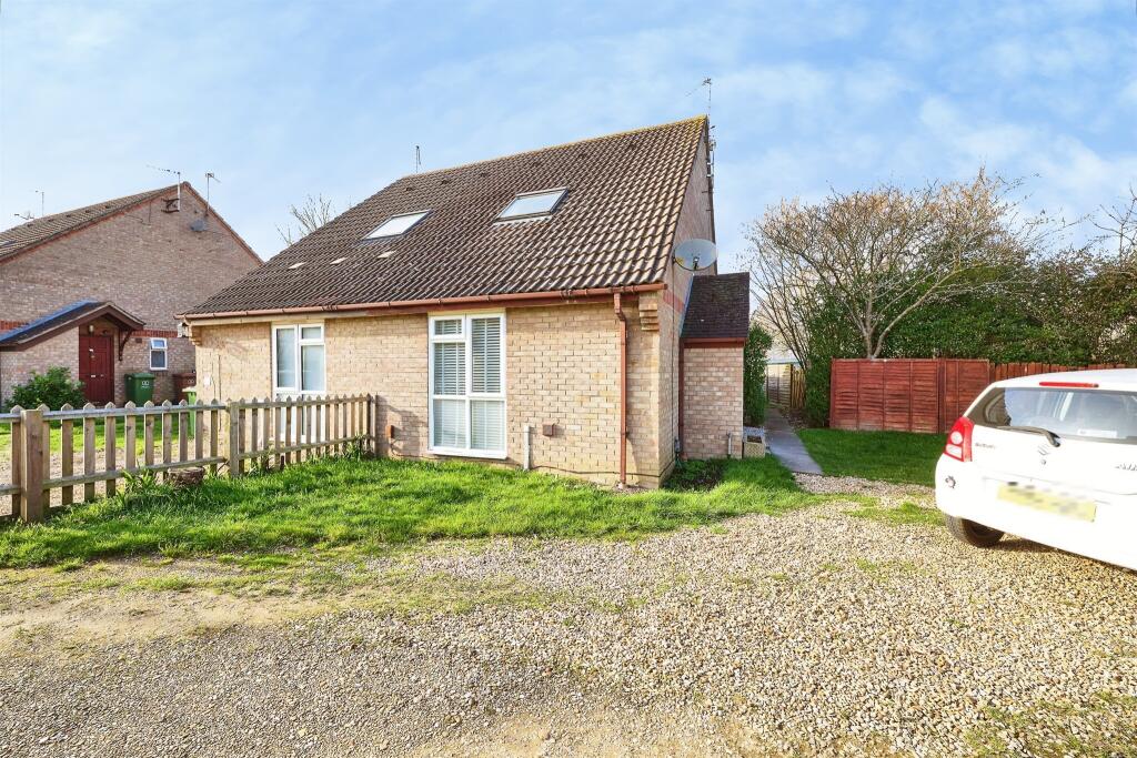 Main image of property: Mealsgate, Gunthorpe, Peterborough