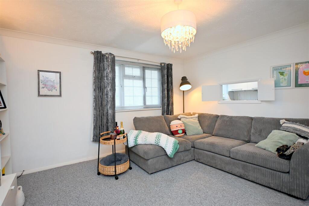 Albert Road, Polegate photo 4