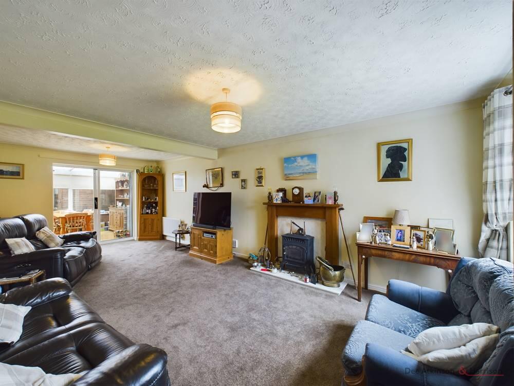 Harthill Avenue, Leconfield, HU17 7LN photo 2