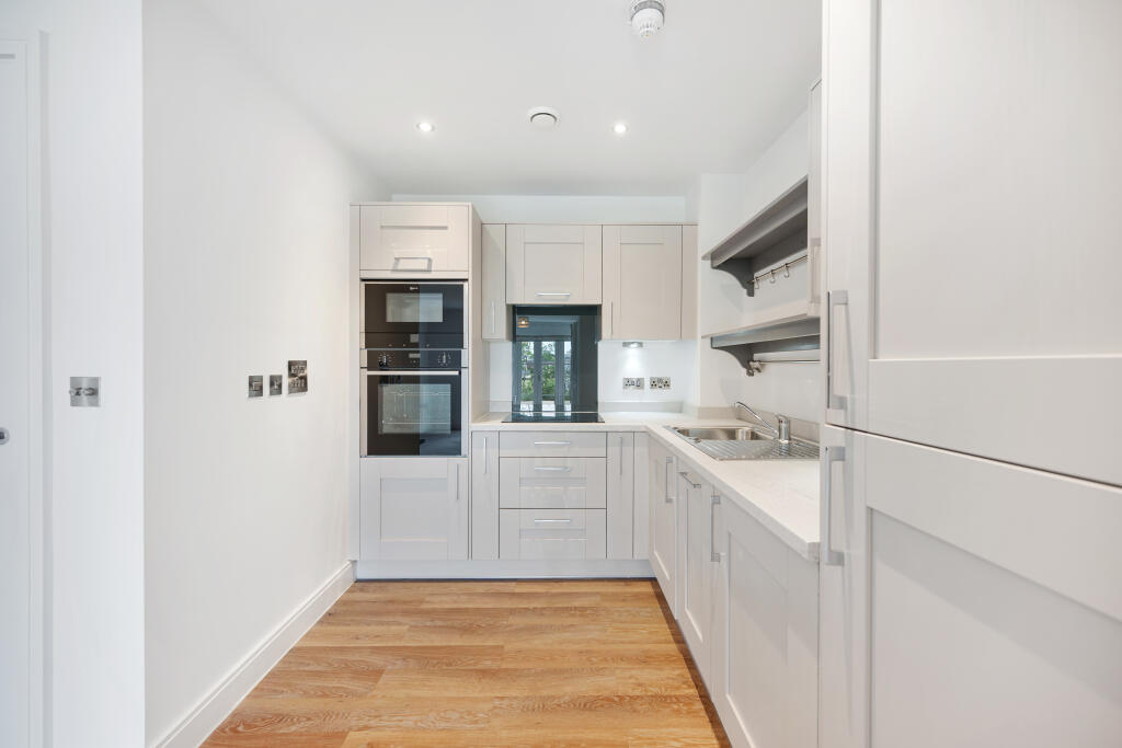 Frog Lane, Gifford Lea, Tattenhall Chester, Cheshire CH3 9FQ - More