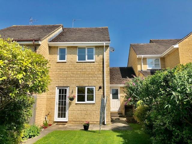 Main image of property: Eton Close, Witney, OX28