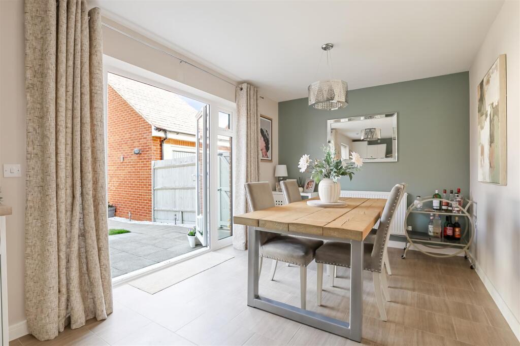House in Cranfield, Central Bedfordshire - View 5