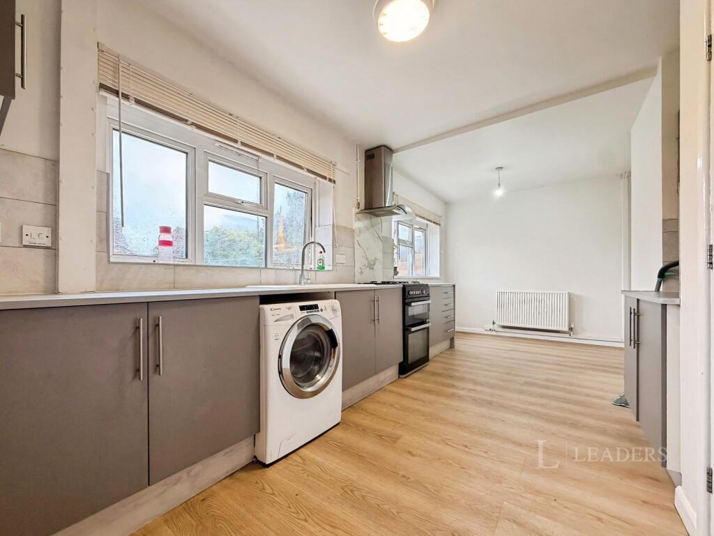 House in Sandwell, West Midlands - View 2