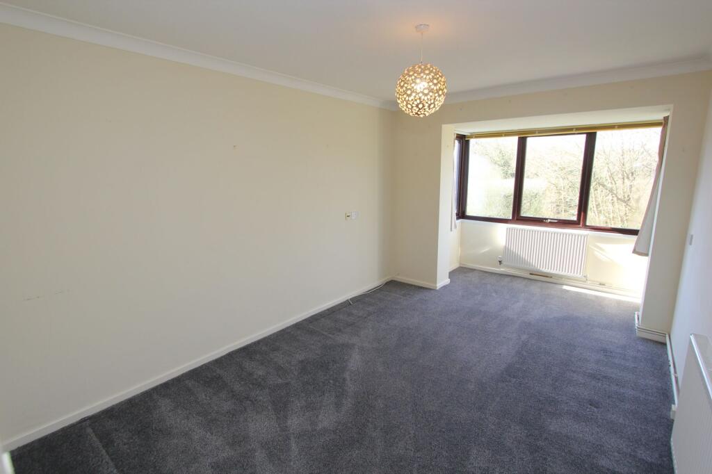 Apartment in Llantwit Major - More
