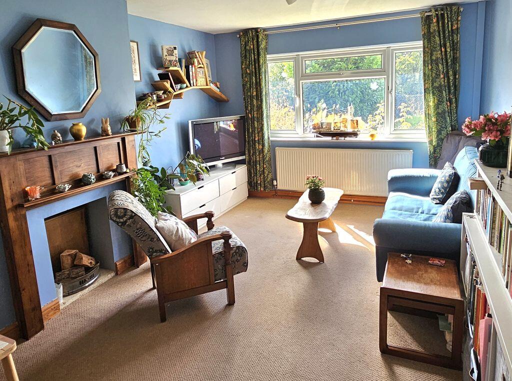 House in Newport - View 2