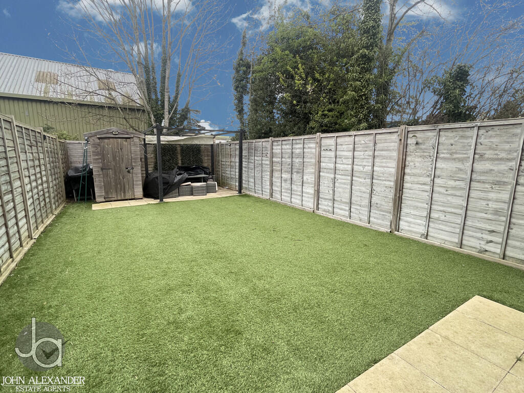 Lavender Crescent, Feering, Colchester photo 4